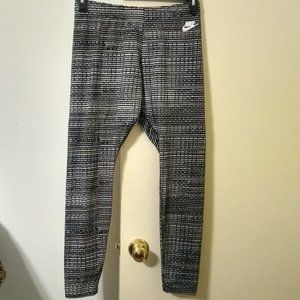 Nike Women's Dri-Fit Workout Training Run Legging Pants (RN# 56323)